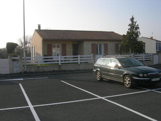 Maison 5 pièces, 97 m² à louer à Angoulins 17690