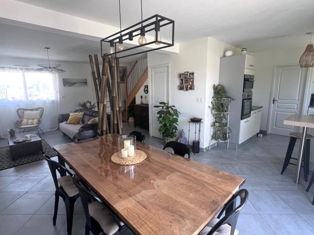 Maison 5 pièces 98 m²