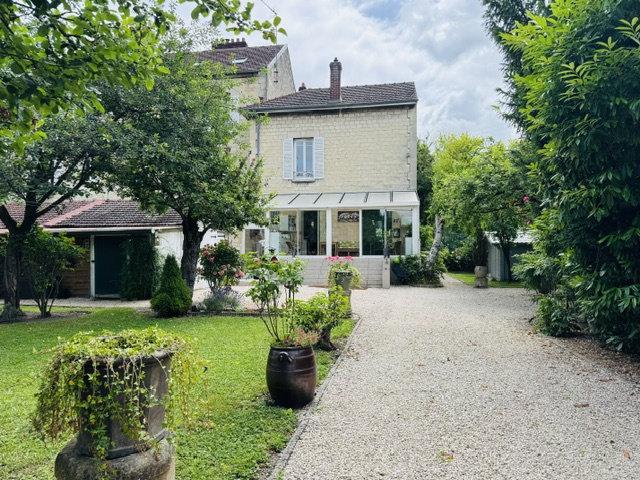 Maison 5 pièces 99 m²