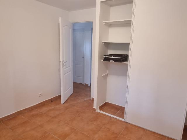 Maison 5 pièces, 99 m² à louer à Aix en Provence 13100