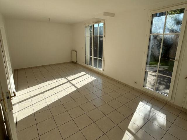 Maison 5 pièces Combs la Ville 77.91m² 1117€ à louer l'Adresse
