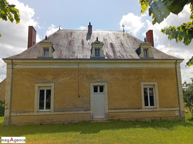 Maison 5 pièces, cave et dépendance