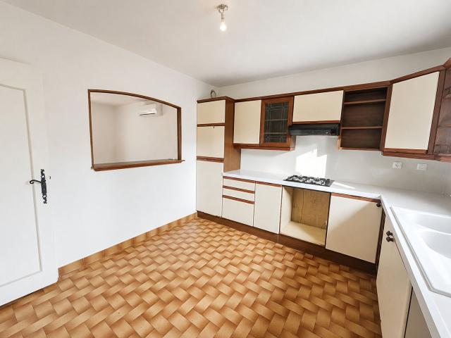Maison 5 pièces à vendre à Lambesc Rare sur le marché 101m² Lambesc