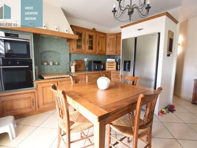 Maison 5 pièces, à louer à Chaspinhac 43700