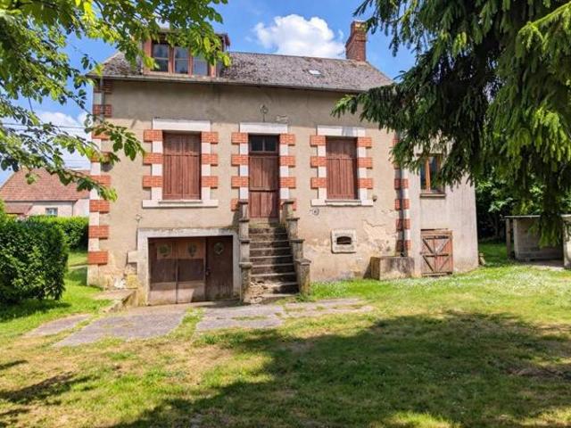 Maison 5 pièces avec terrain généreux à rénover
