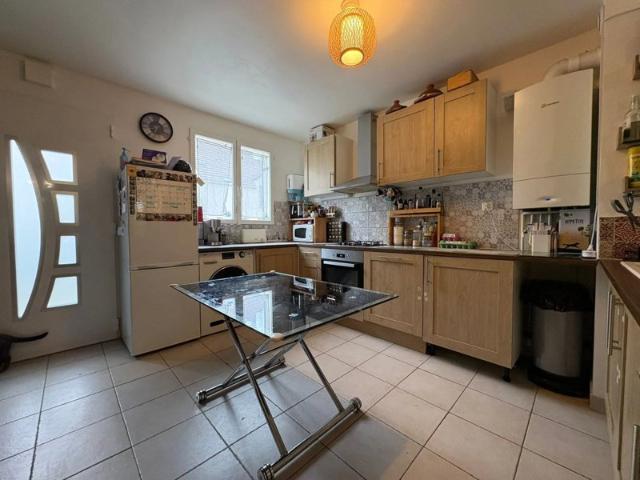 Maison 5 pièces avec jardin paysagé