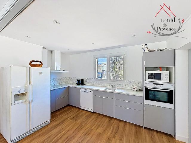 Maison 5 piéces avec piscine 102m² Bédarrides