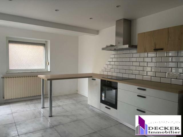 Maison 5 pièces de 105m² avec terrasse et garage