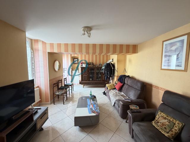 Maison 5 pièces de 116 m2 au sol