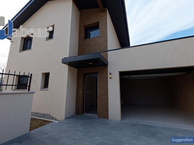 Maison 5 pièces de 119.17m² avec jardin et garage