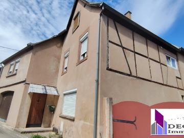Maison 5 pièces de 128,85 m² avec garage et jardin