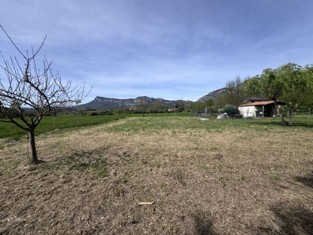 Maison 5 pièces d'environ 137 m2 avec dépendances à Francill