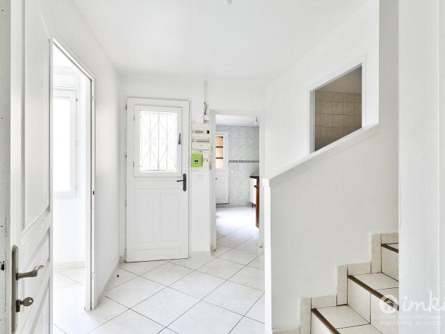 Maison 5 pièces et deux F3 indépendants 139m² Saint Denis