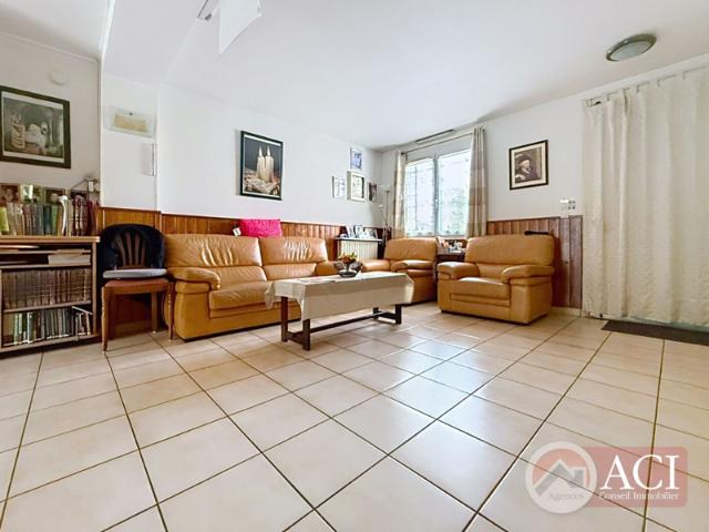 MAISON 5 PIECES MONTMAGNY