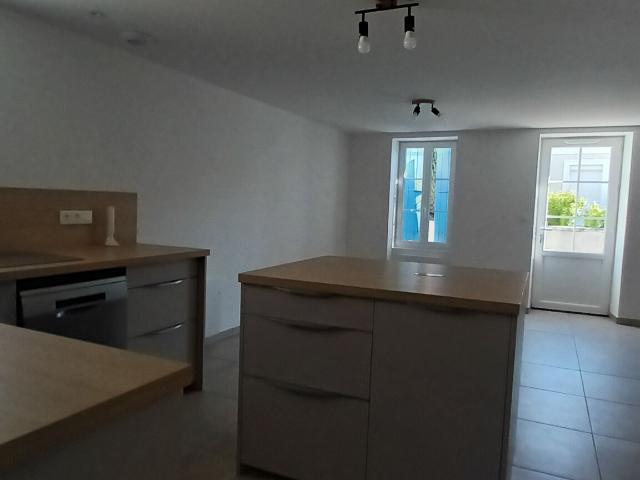 Maison 5 pièces Saint Nazaire sur Charente 92.41m² 950€ à louer l'Adresse