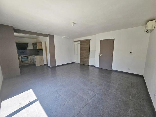 Maison 5 pièces Seilh 93.46m² 1436€ à louer l'Adresse