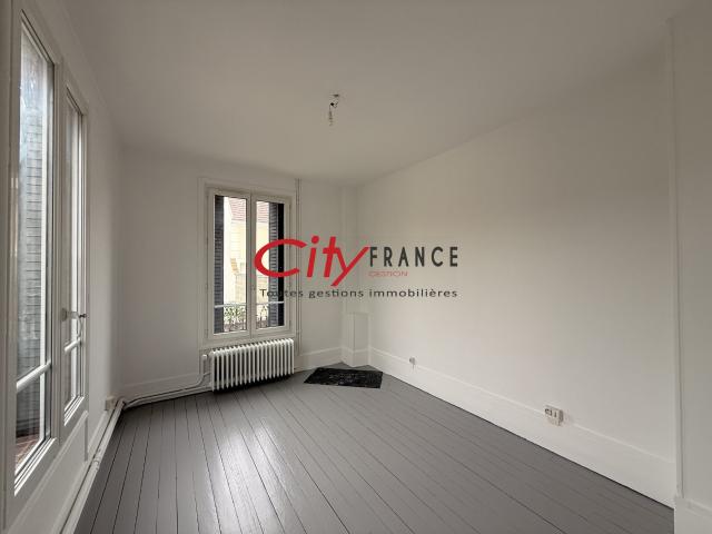 Maison 5 pièces sur 3 niveaux Triel sur Seine 78510