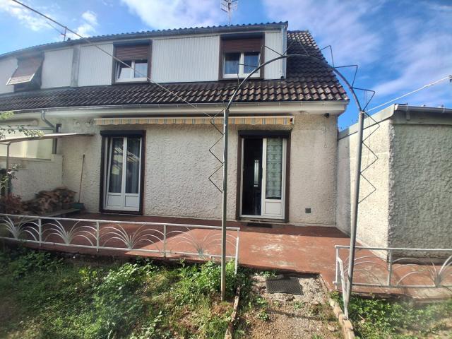 Maison 5 Pieces Terrasse Garage et Terrain à Hericourt 83m² Héricourt