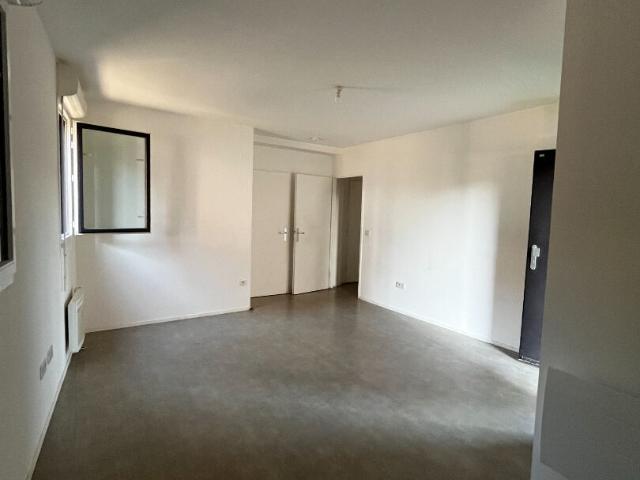 Maison 5 pièces Versailles 90.00m² 1581€ à louer l'Adresse