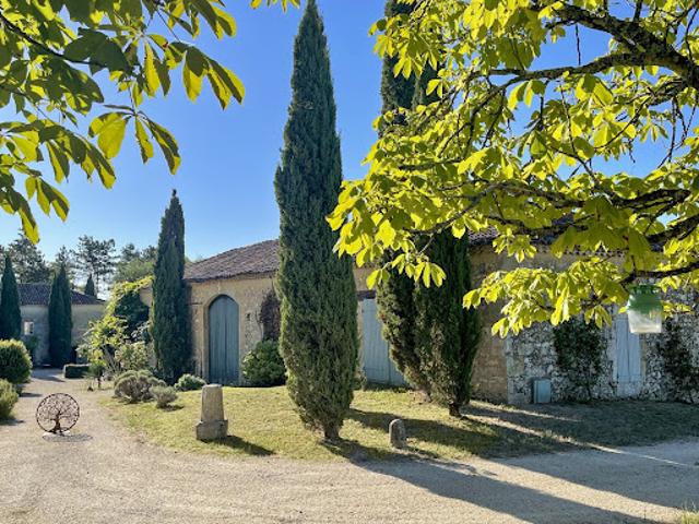 Maison avec jardin et terrasse