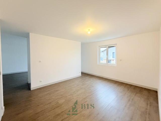MAISON 68 m2 3 pièces