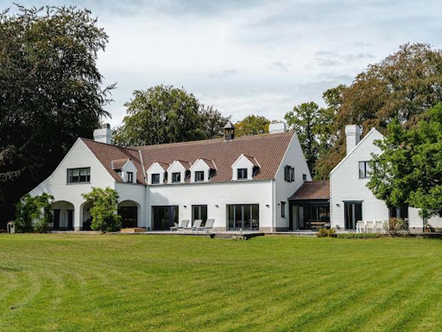 Maison avec jardin et terrasse
