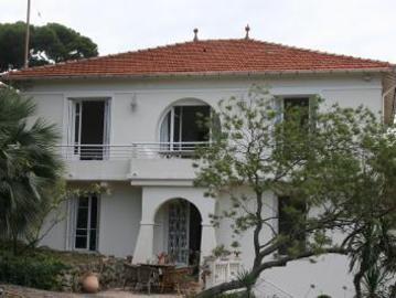 Maison à louer à Alpes - Piscine