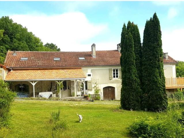 Maison 6 chambres, Grand Brassac Dordogne 24350 ES91075886
