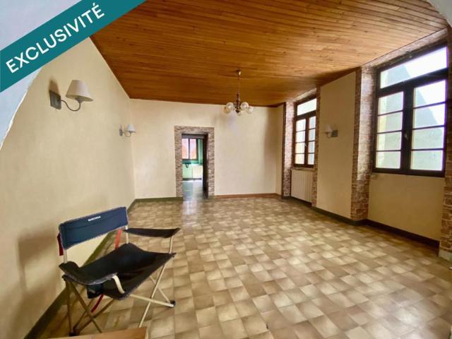 Maison 6 piece dans le village de monclar