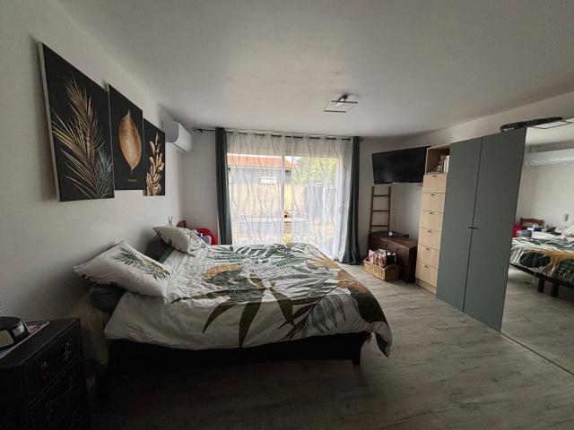 Maison 6 pièce s 146 m2 proche centre ville avec piscine 146m² Montpon Ménestérol