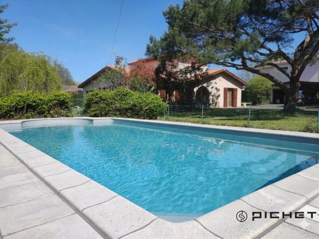 Maison 6 pièce s 149 m2