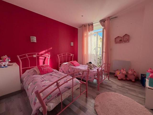 Maison 6 pièce s 136.77m2