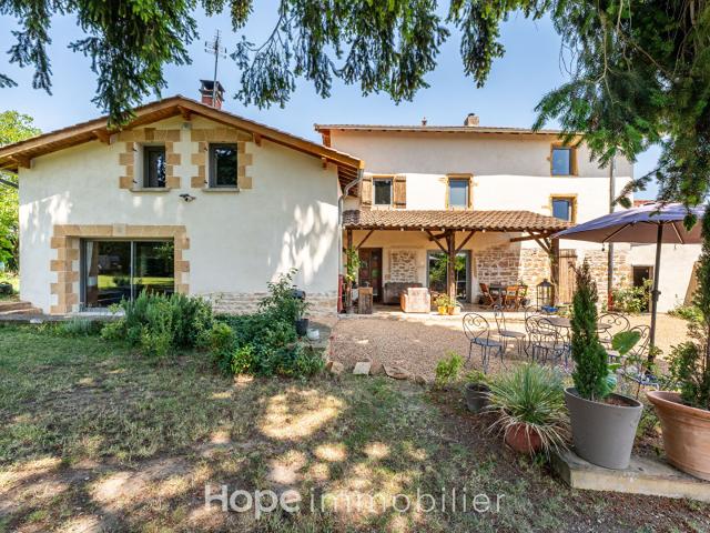 Maison 6 pièce s 250m2