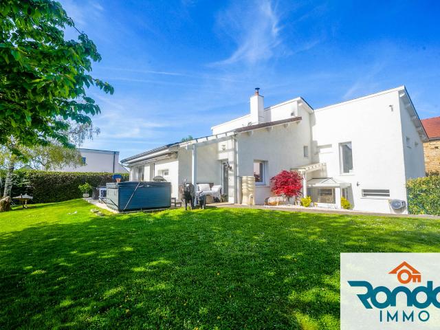 MAISON 6 PIECES/4 CHAMBRES/170 M2 SUR TERRAIN DE 1000 M2 ENV