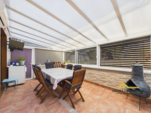 Maison 6 pièces 3 chambres garage et jardin Fèves 57280