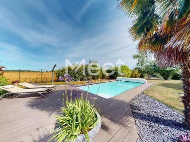 Maison 6 Pièces 3 Chambres Piscine Dépendance