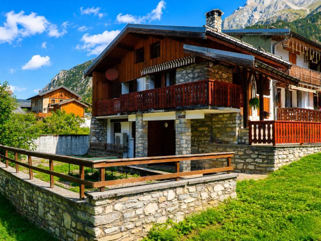 Maison 6 pièces 105 m²