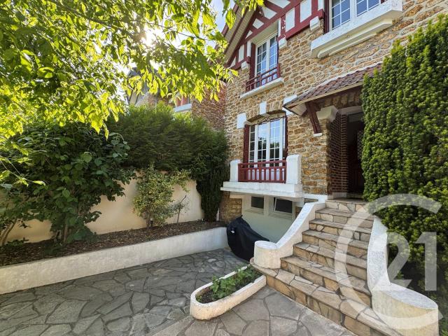 Maison 6 pièces 105 m²