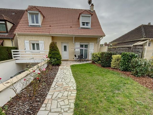 Maison 6 pièces 105 m²