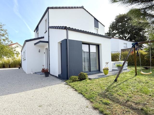 Maison 6 pièces 106 m²