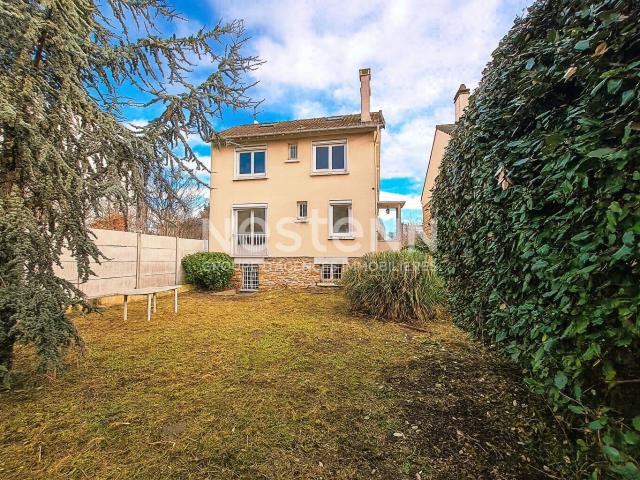 Maison 6 pièces 106 m²