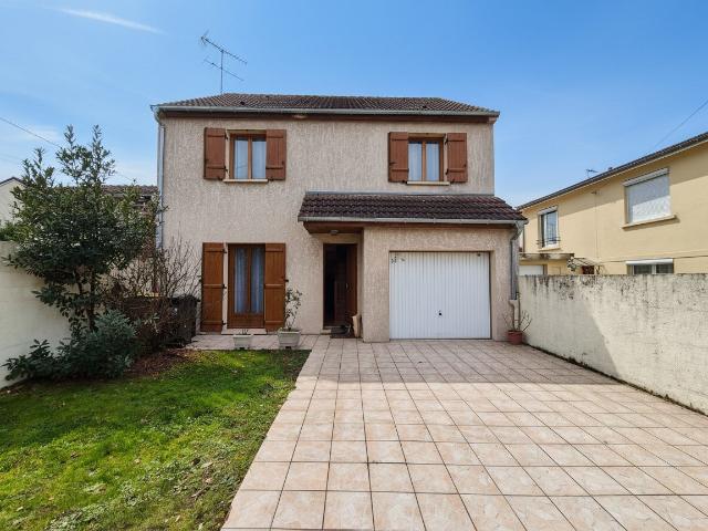 Maison 6 pièces 106 m²