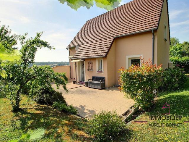 Maison 6 pièces 106 m²
