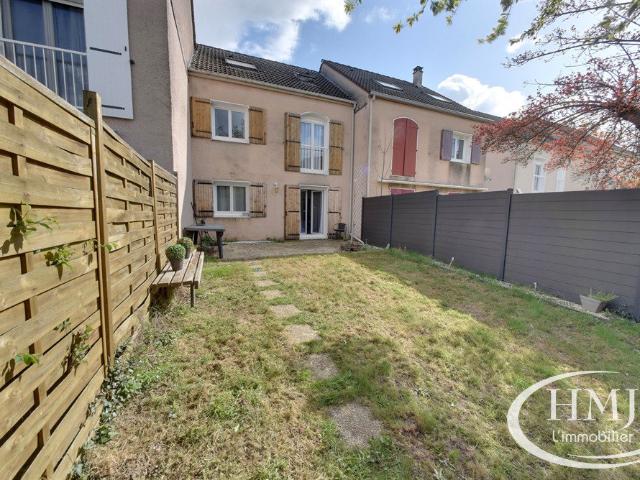 Maison 6 pièces 109 m²