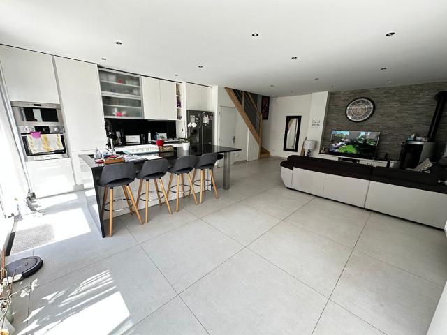 Maison 6 pièces 100 m²