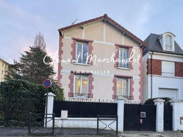 Maison 6 pièces 100 m²