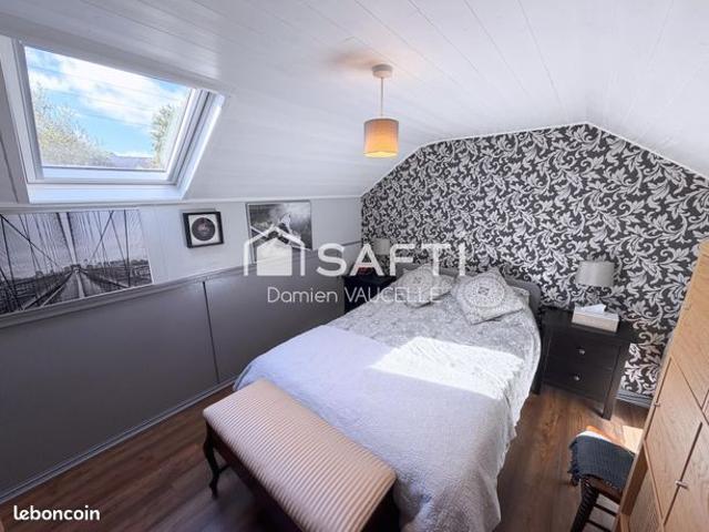 Maison 6 pièces 100 m²