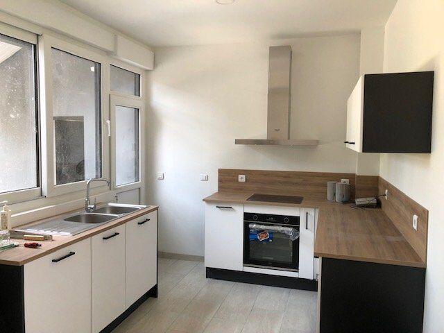 Maison 6 pièces, 101 m² à louer à Annezin 62232