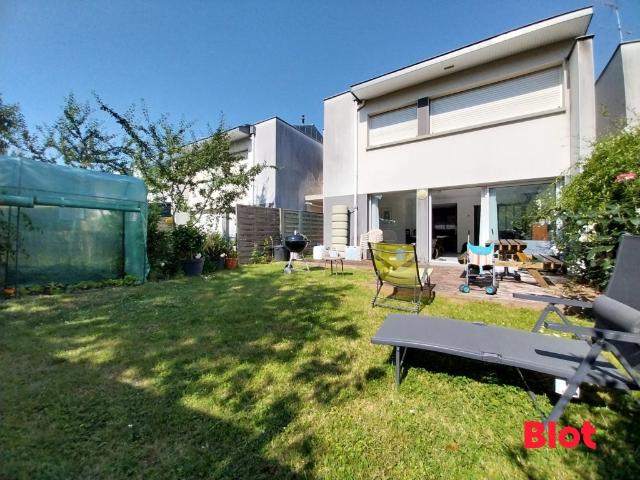 Maison 6 pièces 102 m²
