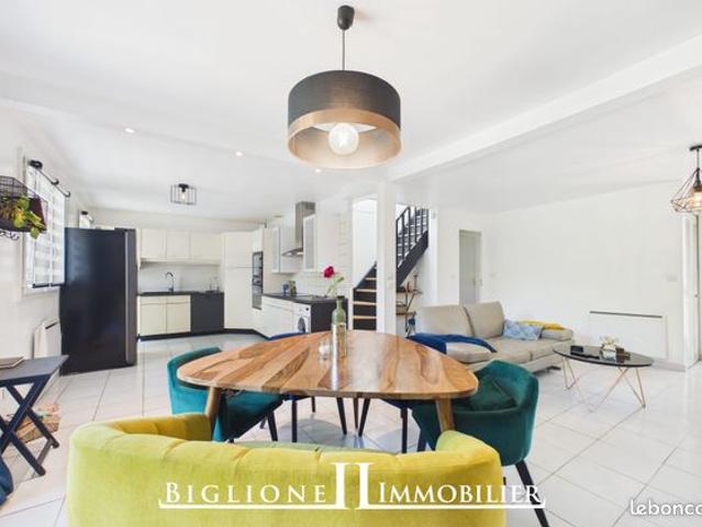 Maison 6 pièces 102 m²